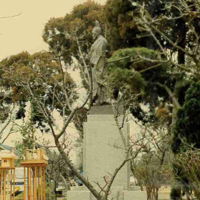 銅像 (墨田区の三原石材様の下請けとして施工)の画像